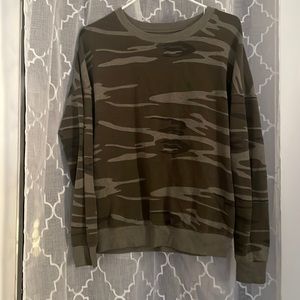 Super cute army crew next top size small